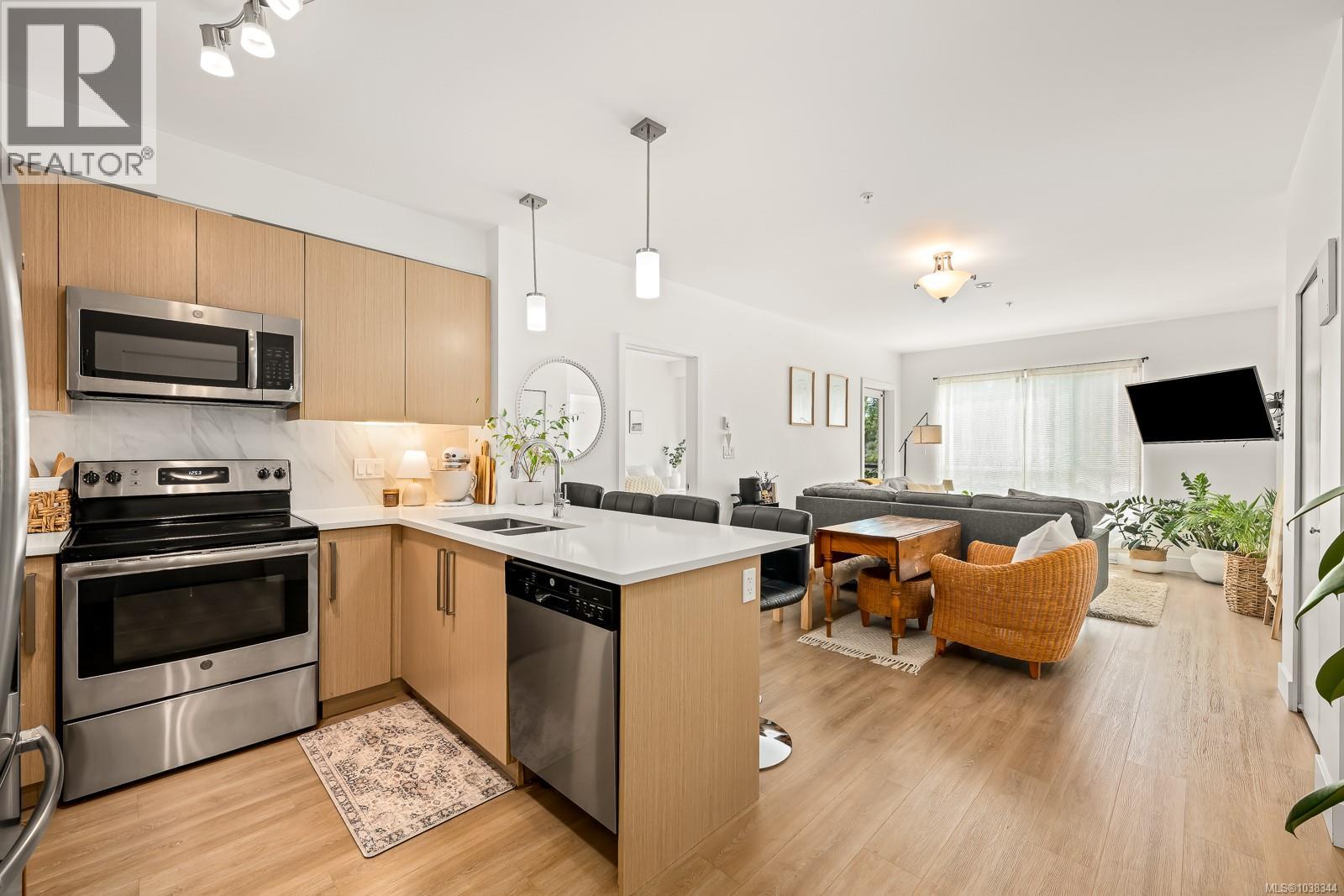 #308 3070 Kilpatrick Ave - 3