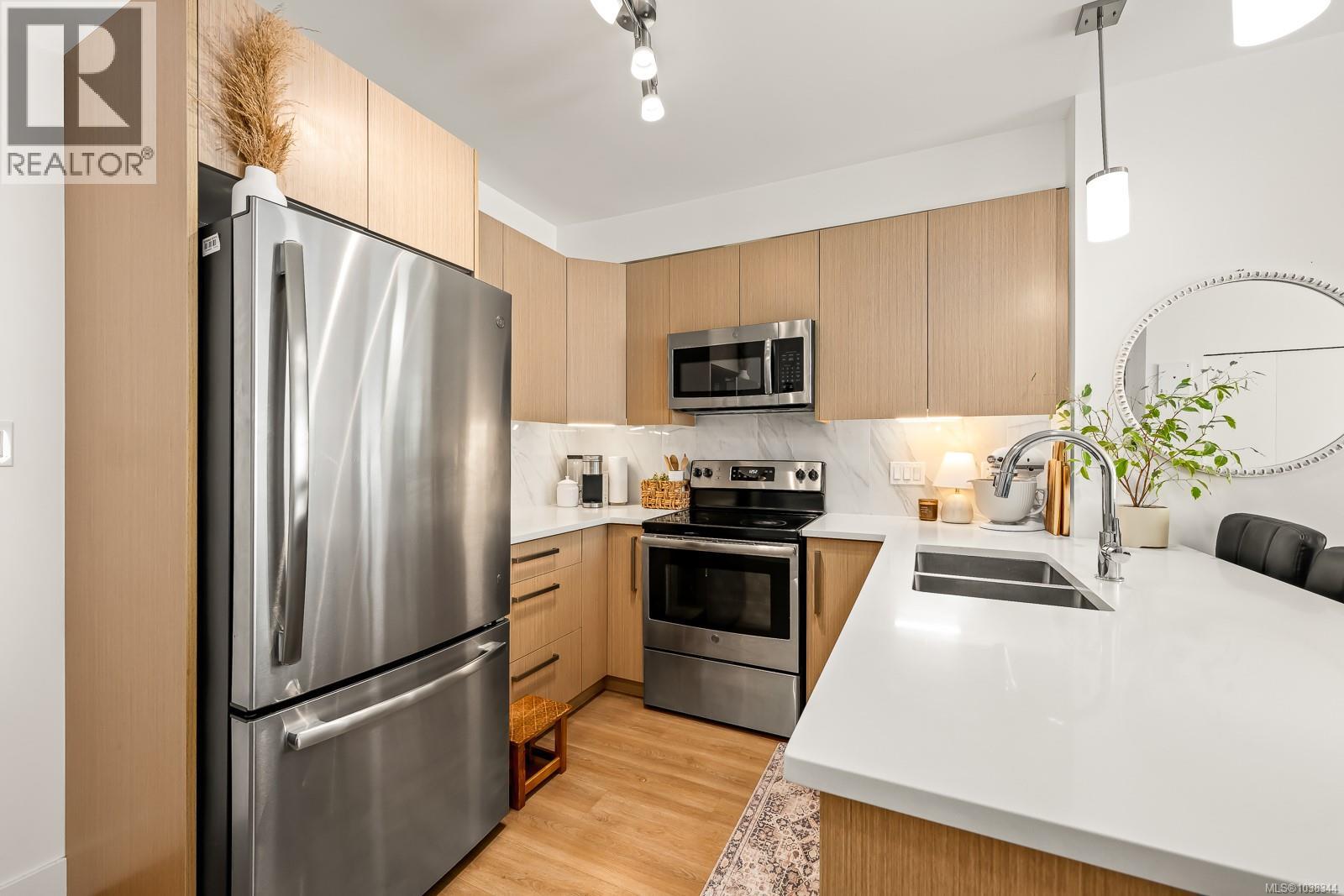 #308 3070 Kilpatrick Ave - 2