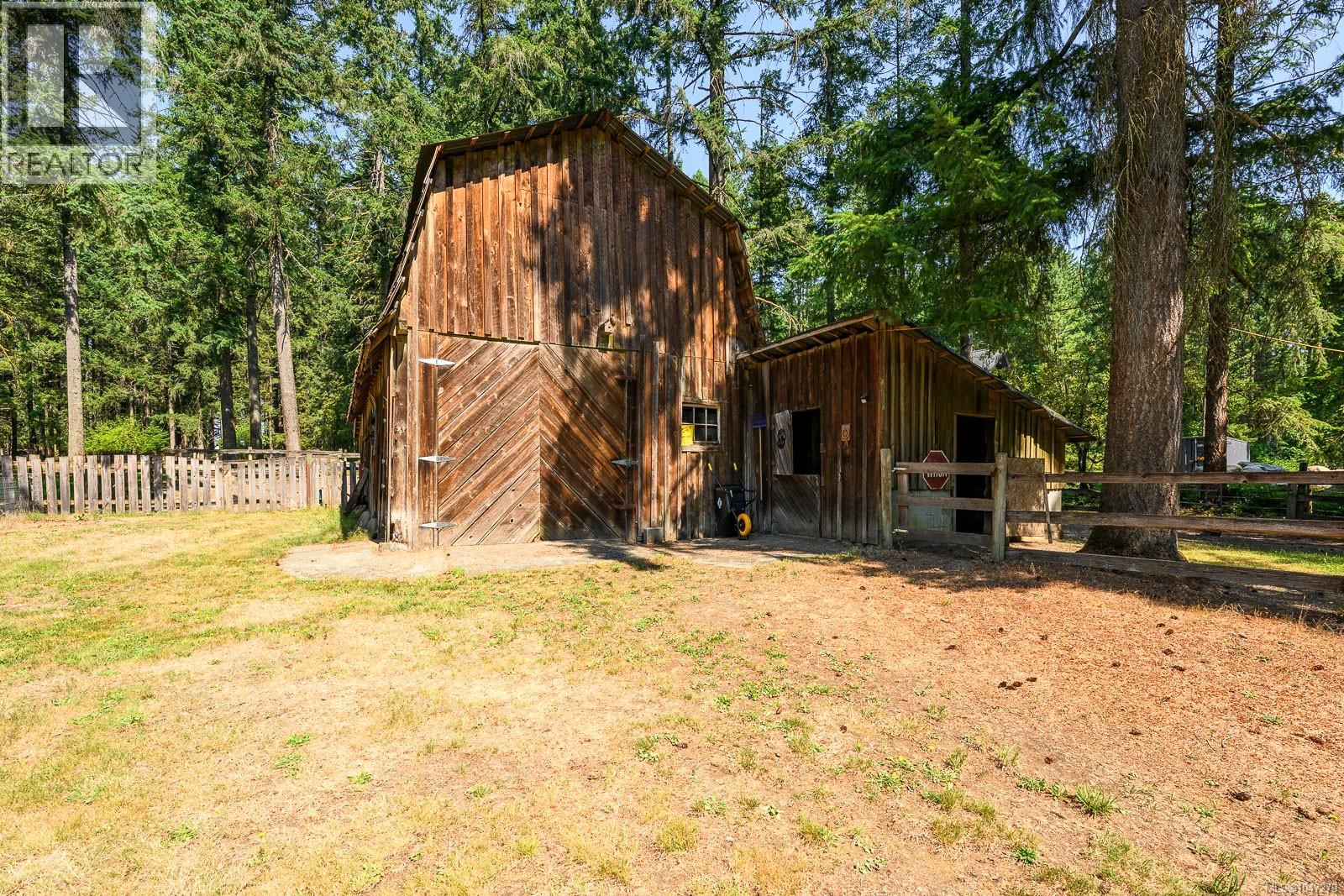 1584 Nurmi Rd - Image 23