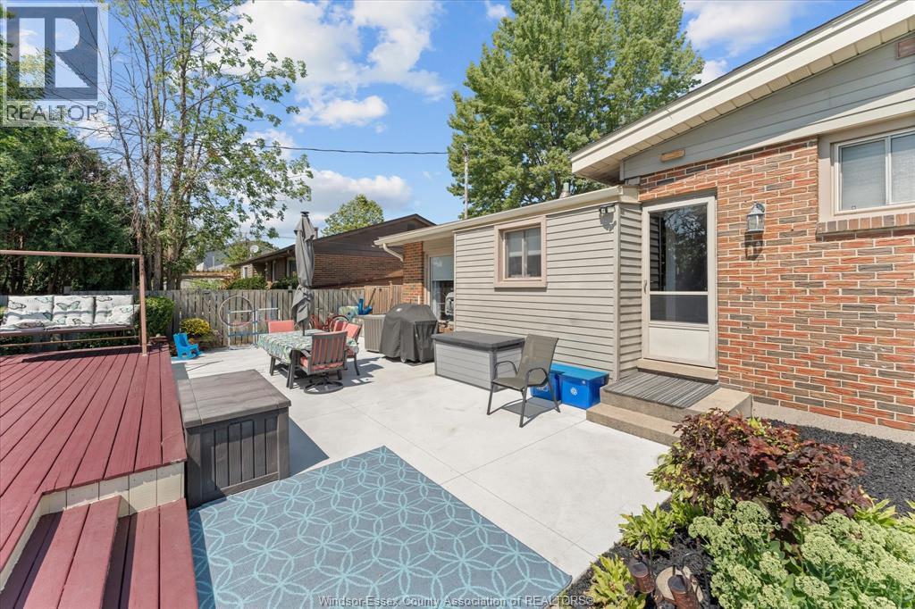 4235 MITCHELL CRESCENT - Image 33