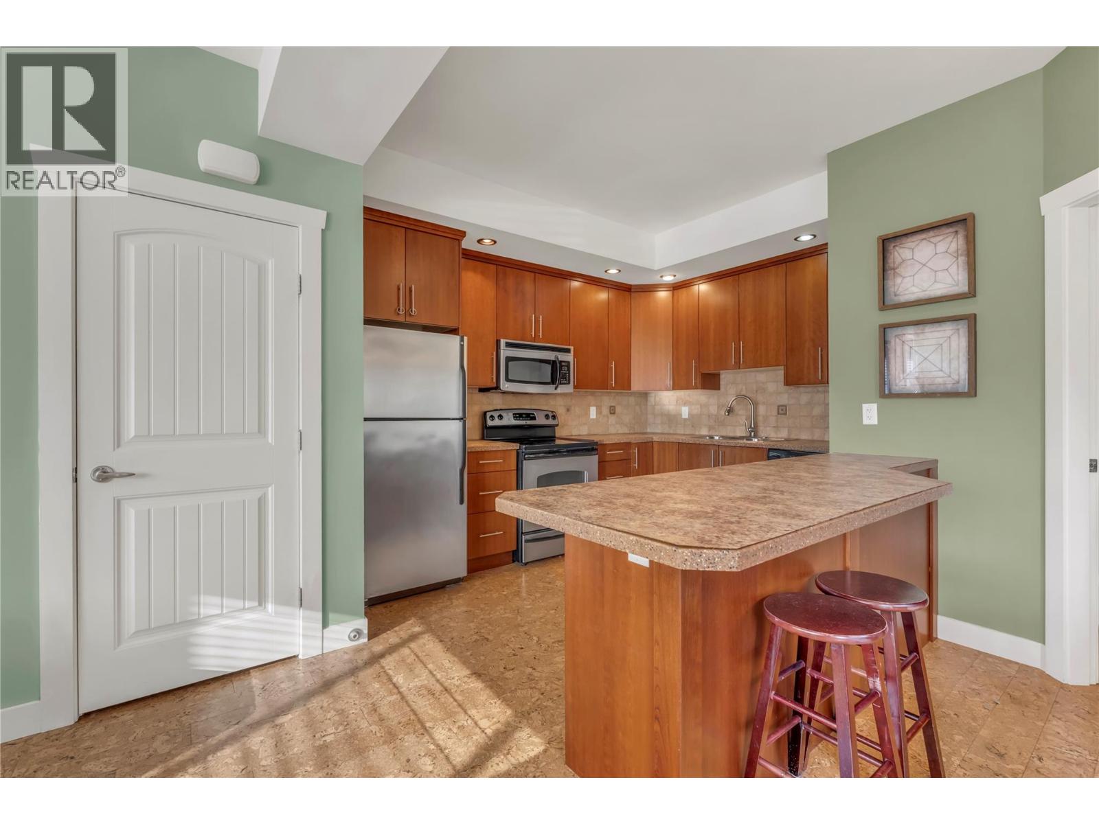 584 Westminster Avenue W Unit# 102, Penticton