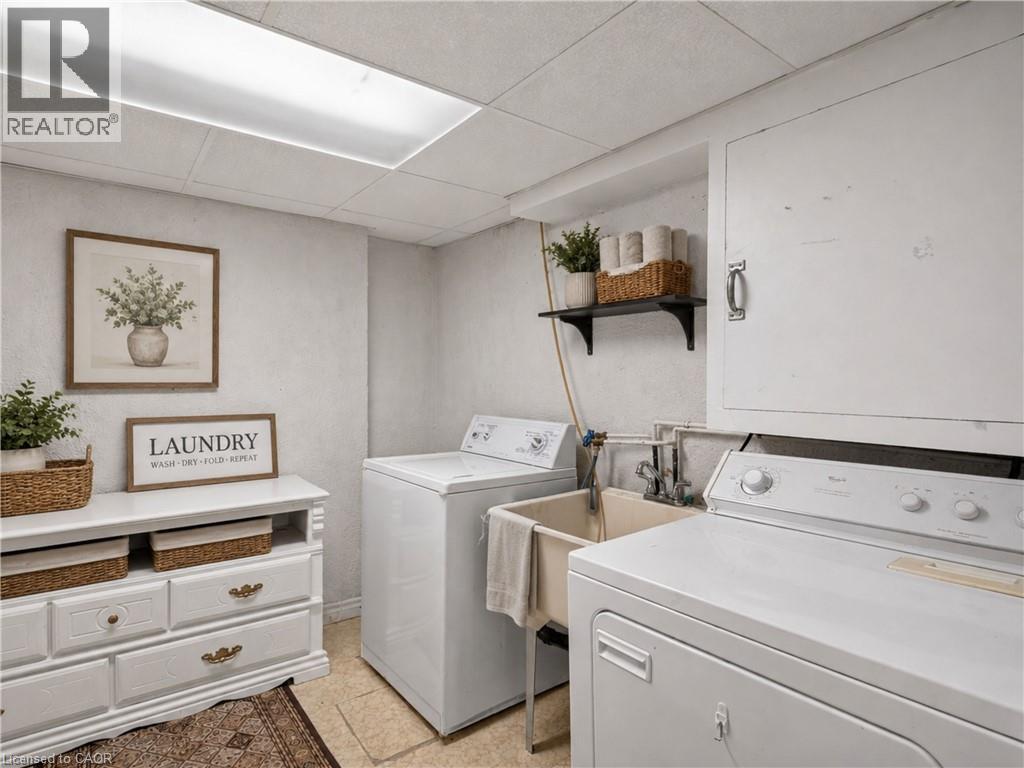 3401 ROCKWOOD Drive - 27