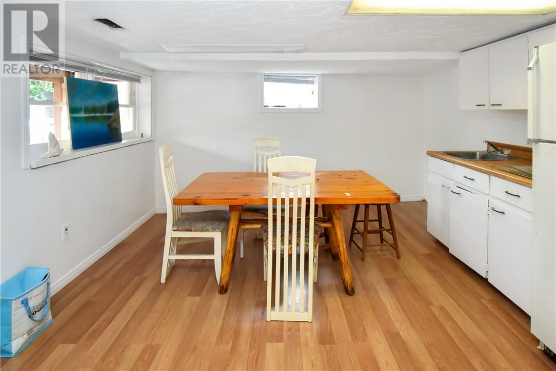 320 Nelson Street - 28