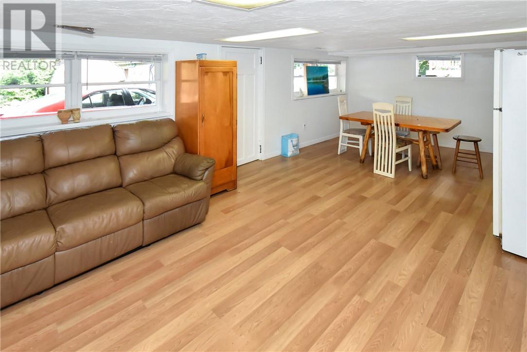 320 Nelson Street - Image 31