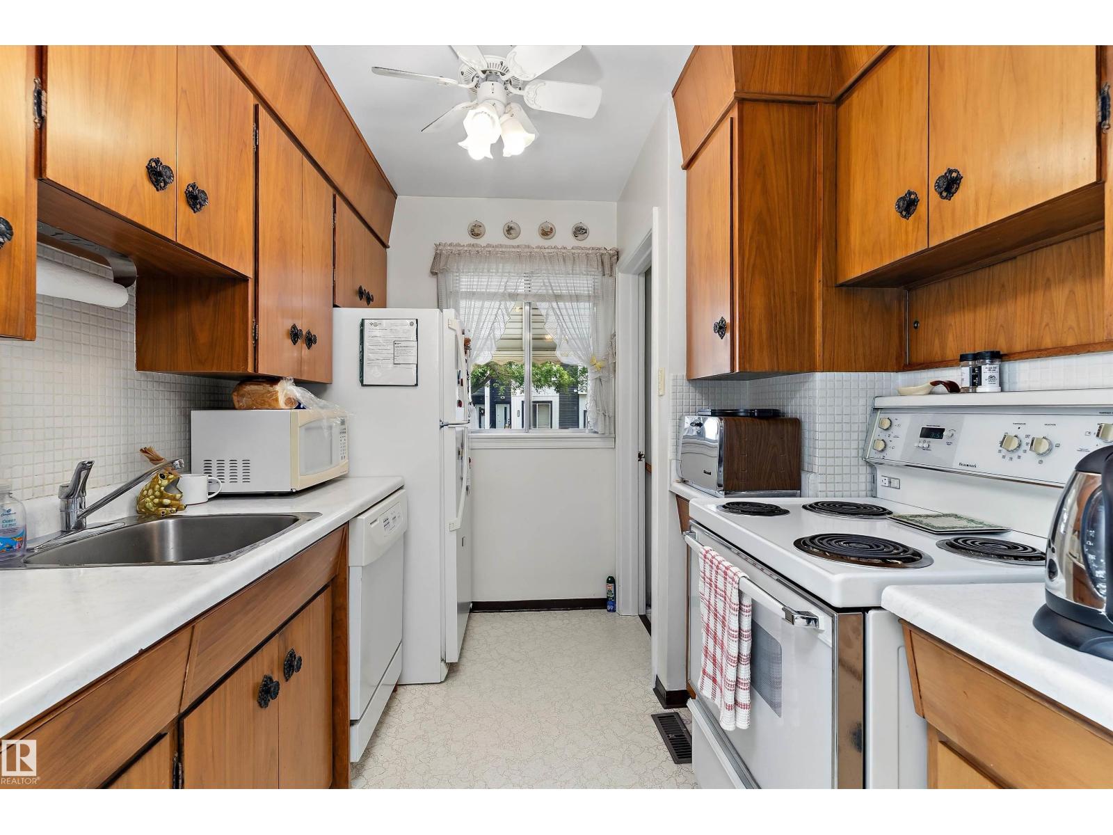 11603 ST ALBERT TR NW - 13