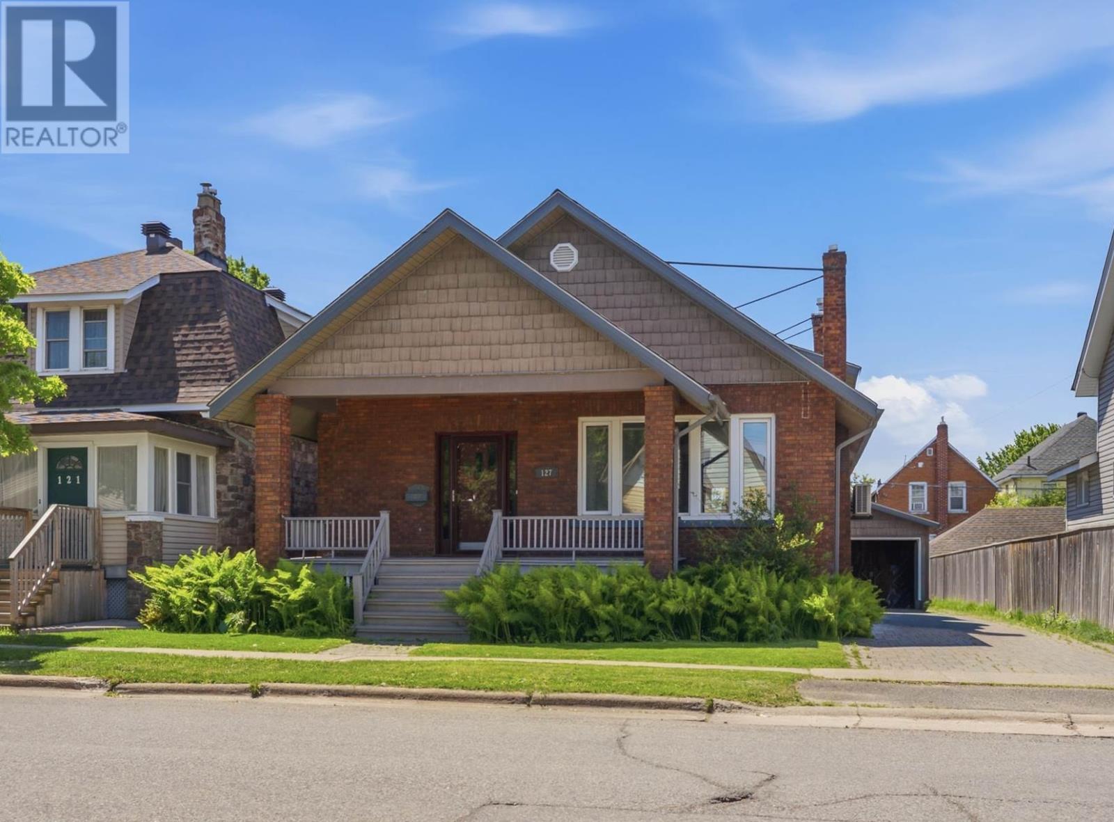 127 Albert ST W - 1