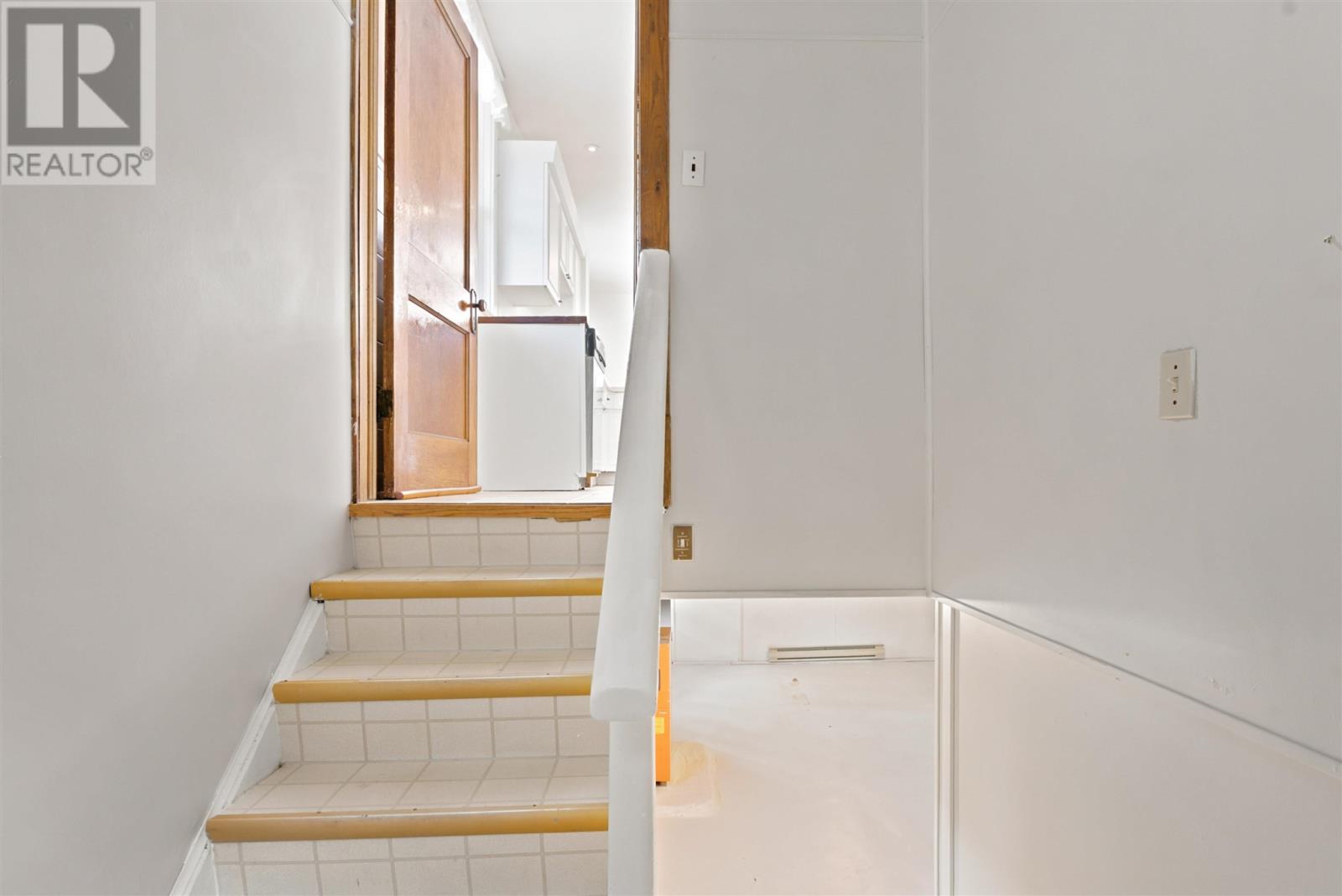 127 Albert ST W - Image 22
