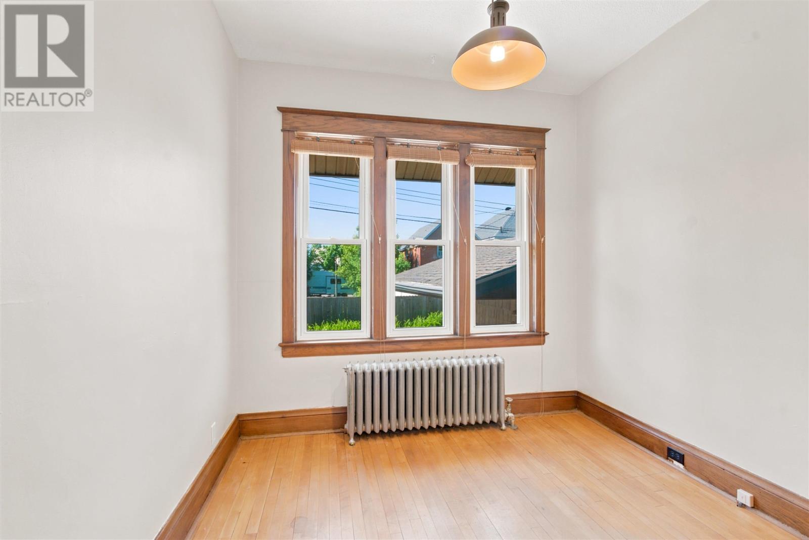 127 Albert ST W - Image 6