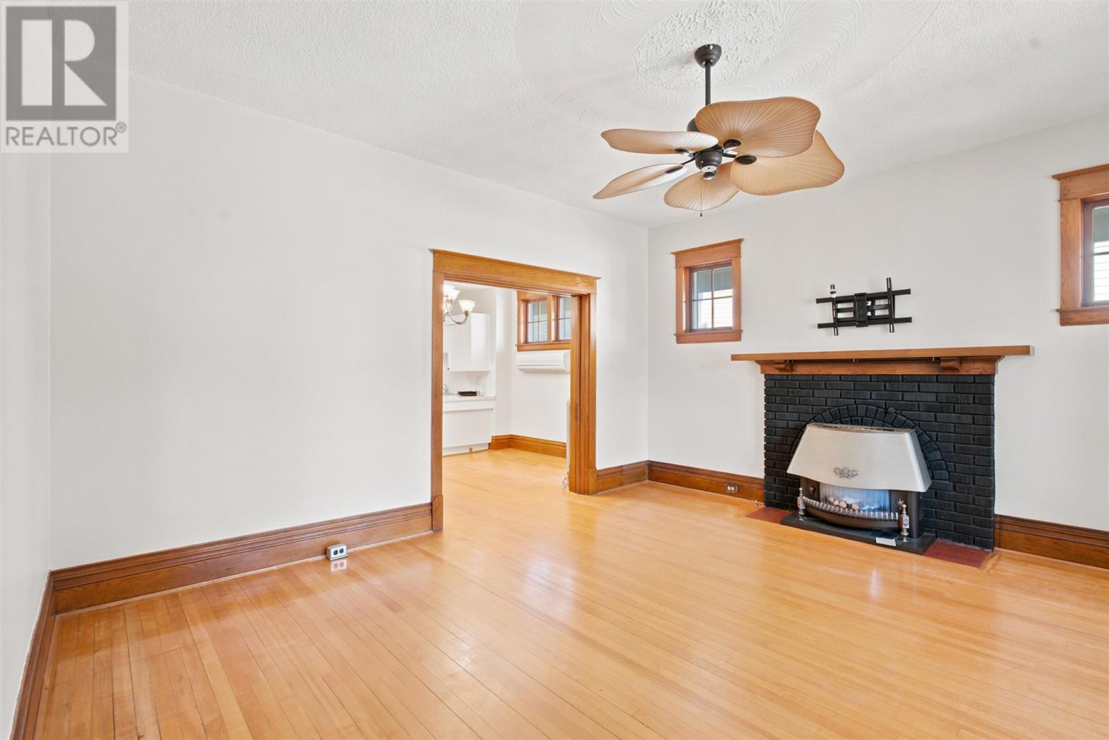 127 Albert ST W - Image 8