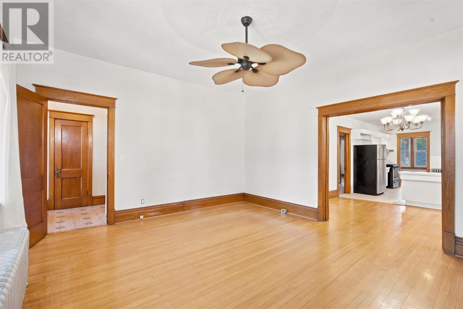 127 Albert ST W - Image 9