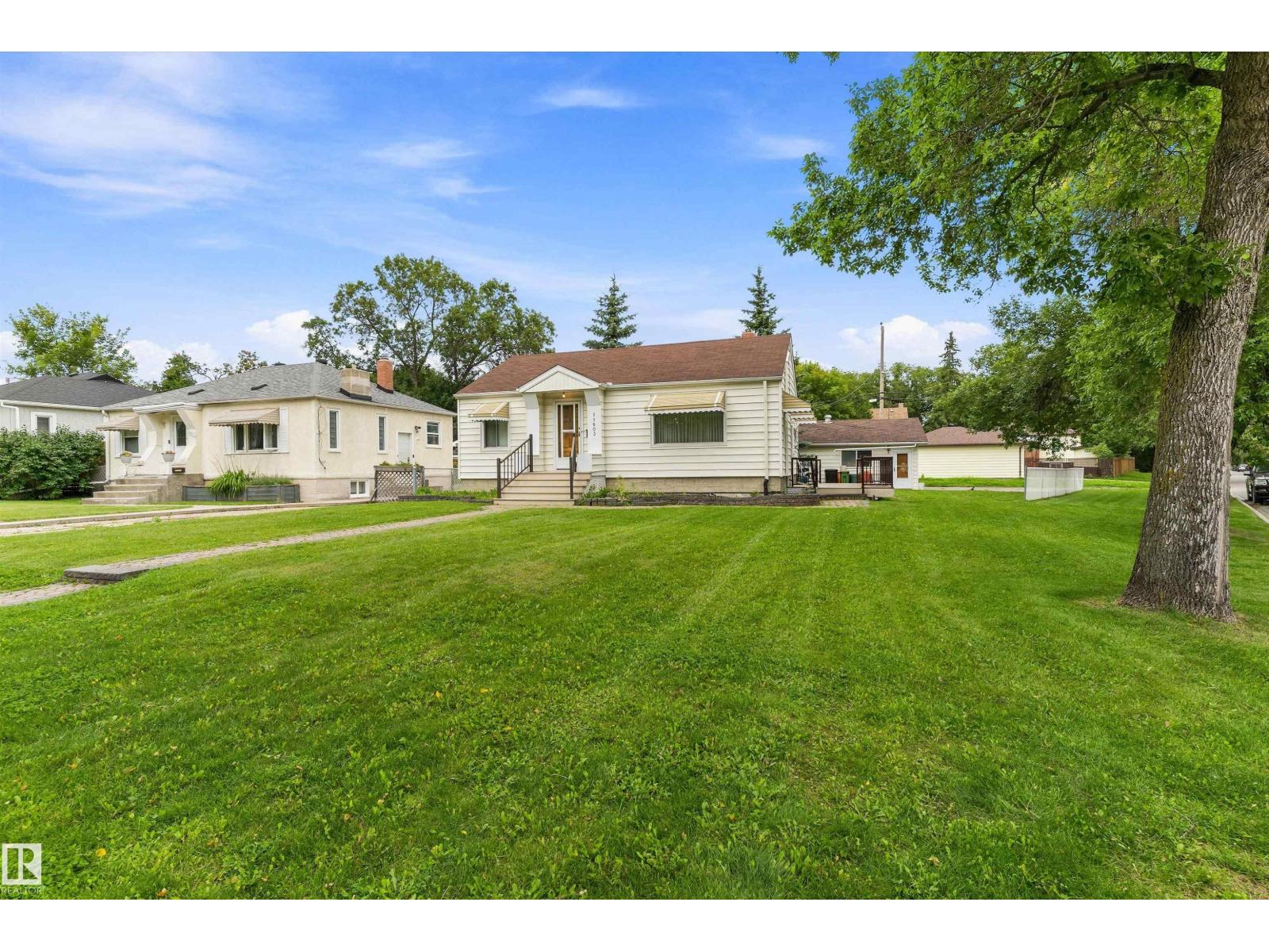 11603 ST ALBERT TR NW - Image 35