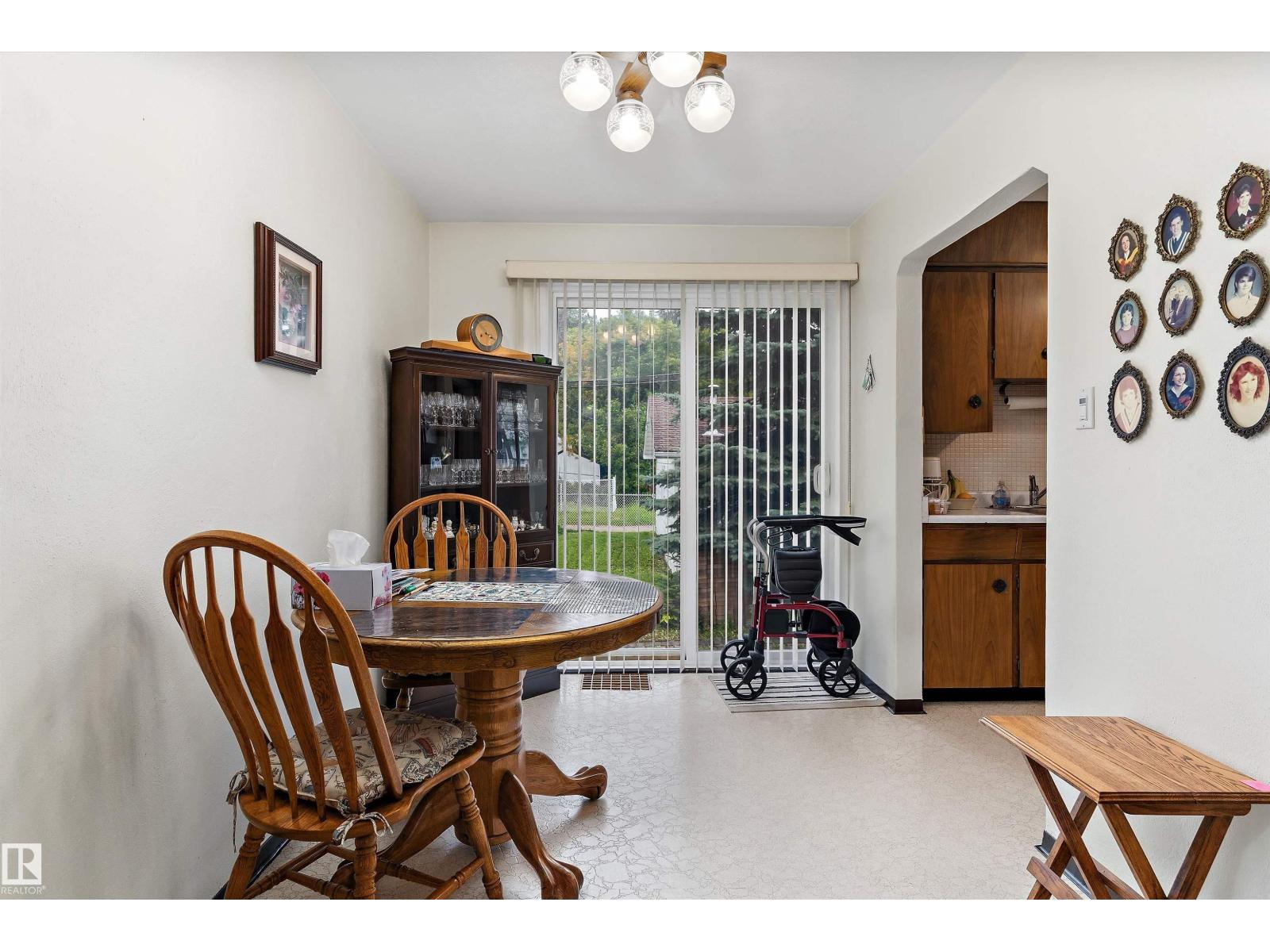 11603 ST ALBERT TR NW - Image 6