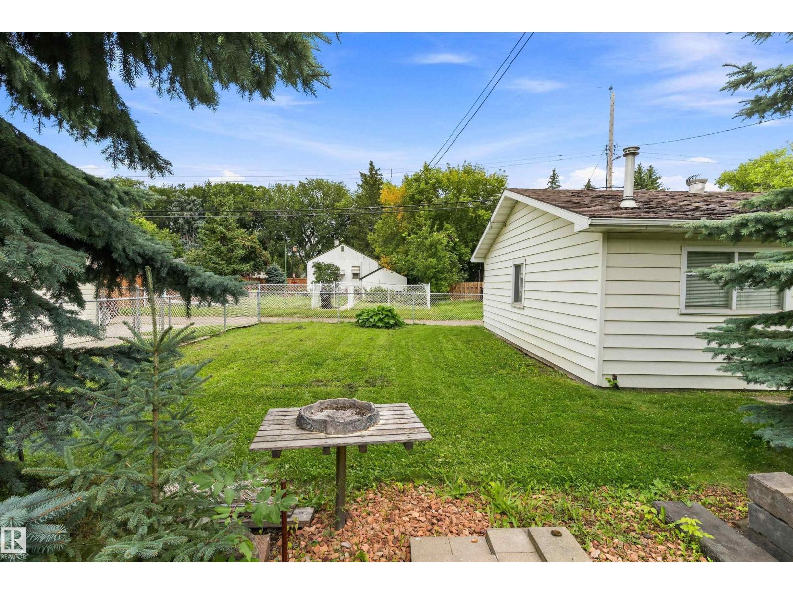 11603 ST ALBERT TR NW - 32