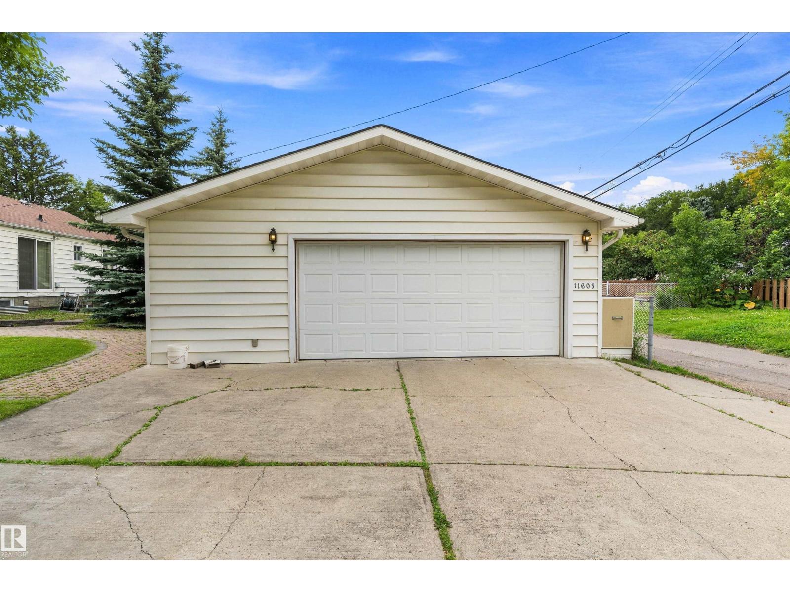 11603 ST ALBERT TR NW - 41