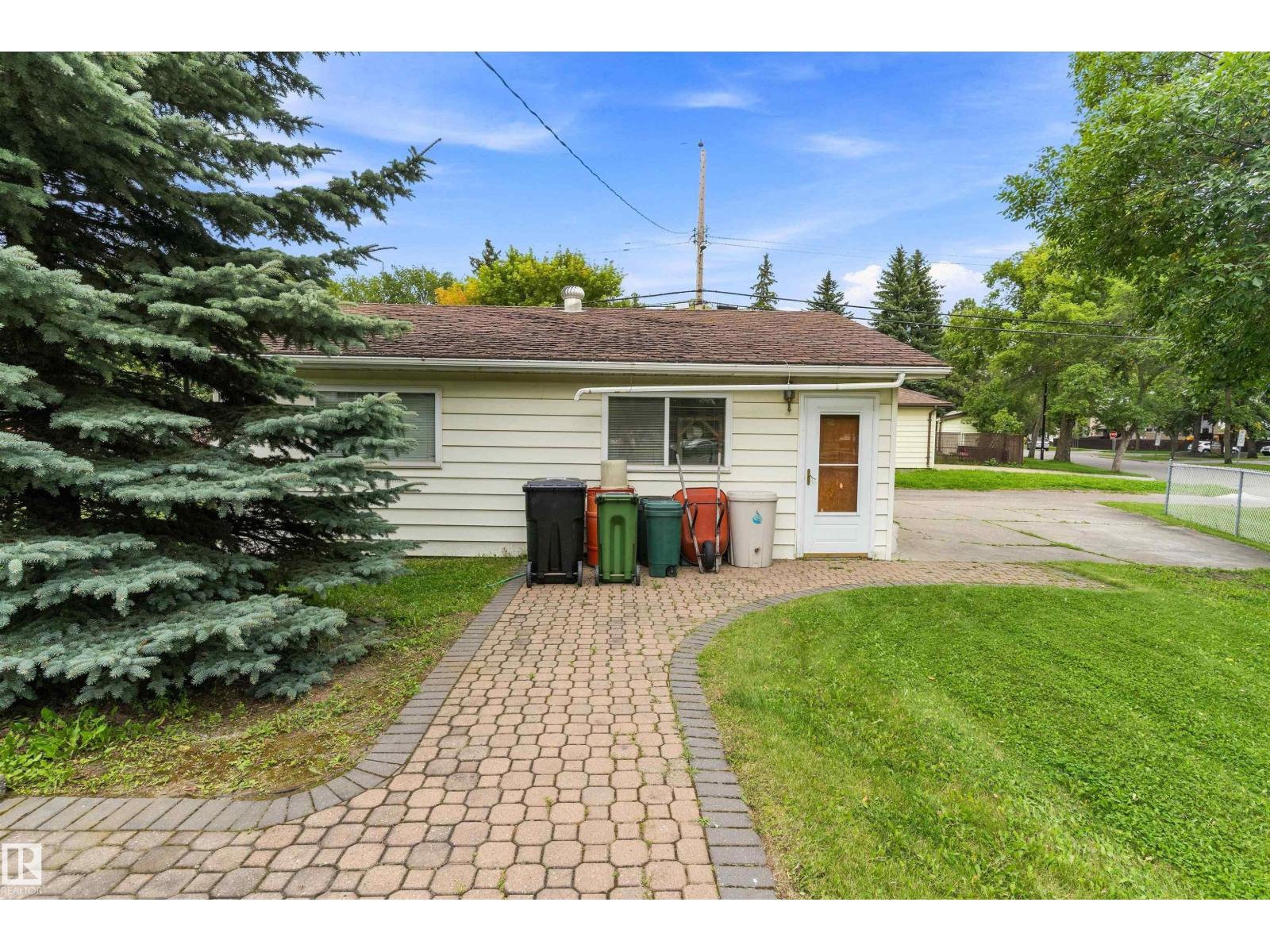11603 ST ALBERT TR NW - 43