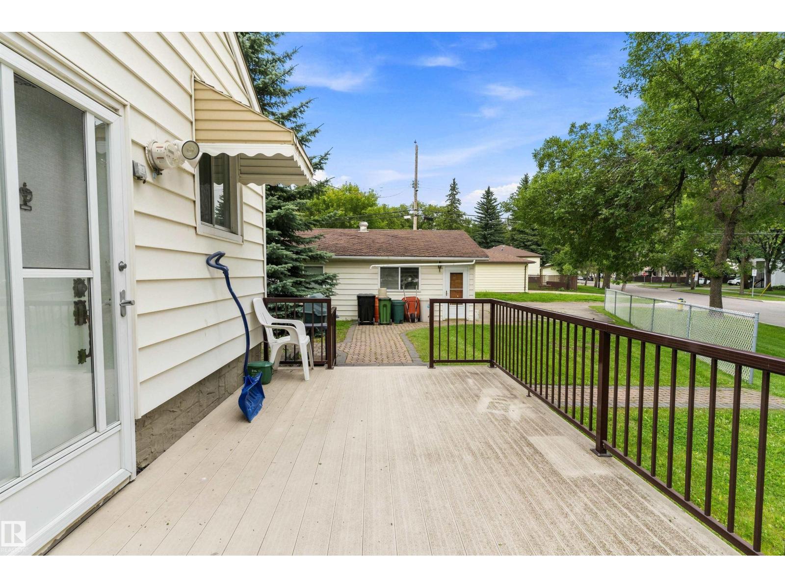 11603 ST ALBERT TR NW - 39