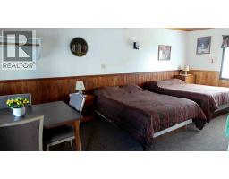 6532 Wasa Lake Park Drive, Wasa, BC V0B2K0 Photo 8