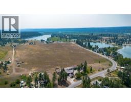 6532 Wasa Lake Park Drive, Wasa, BC V0B2K0 Photo 6