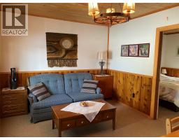 6532 Wasa Lake Park Drive, Wasa, BC V0B2K0 Photo 22