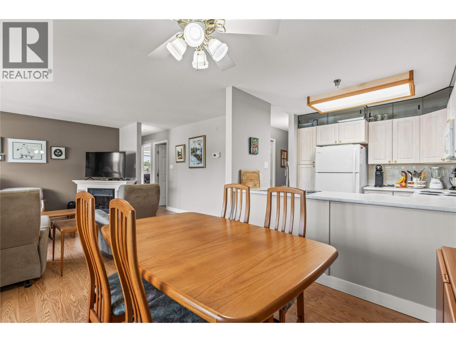 #301 3805 30 Avenue - Image 13