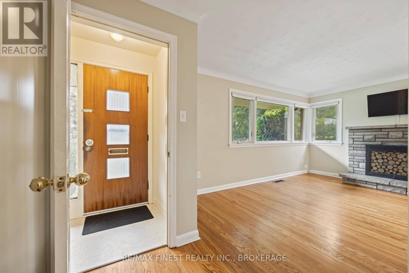 140A LIDDELL CRESCENT - Image 15