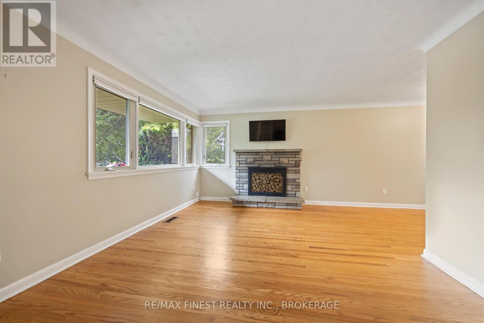140A LIDDELL CRESCENT - Image 16