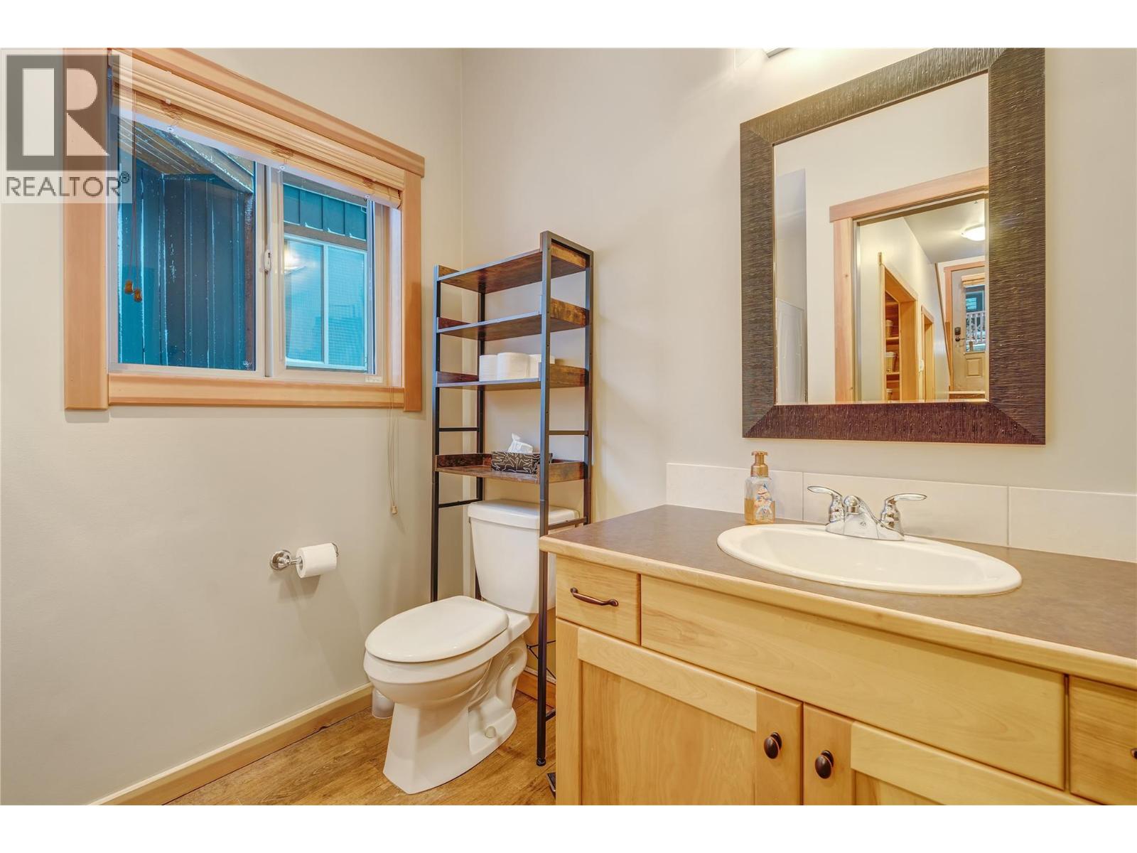 #17 308 Creekview Road - 49