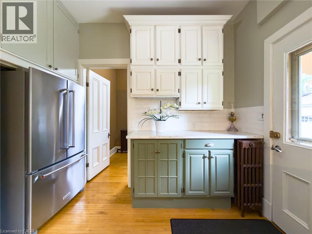 138 ST. JAMES Street S - Image 27