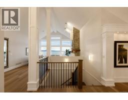 2226 Arbutus Rd, Saanich, BC V8N1V3 Photo 40