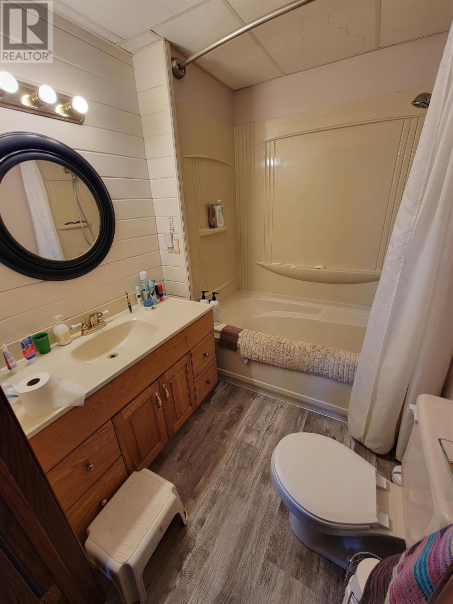 285 Sundwall Rd - Image 8