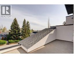 1923 26 Avenue SW - photo 32