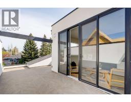 1923 26 Avenue SW - photo 31