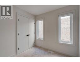 1923 26 Avenue SW - photo 19