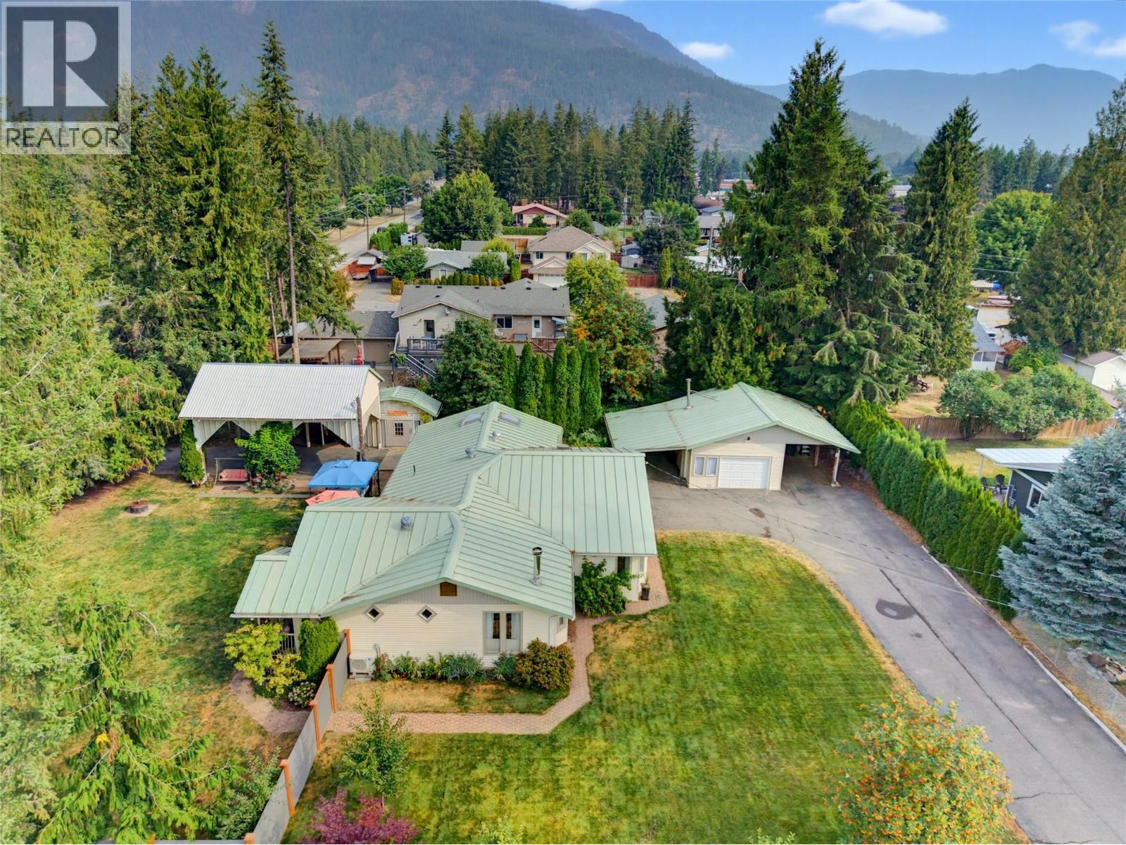 502 Maple Street - Image 63