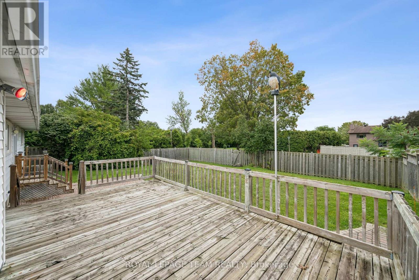 22 REDPINE DRIVE - 25