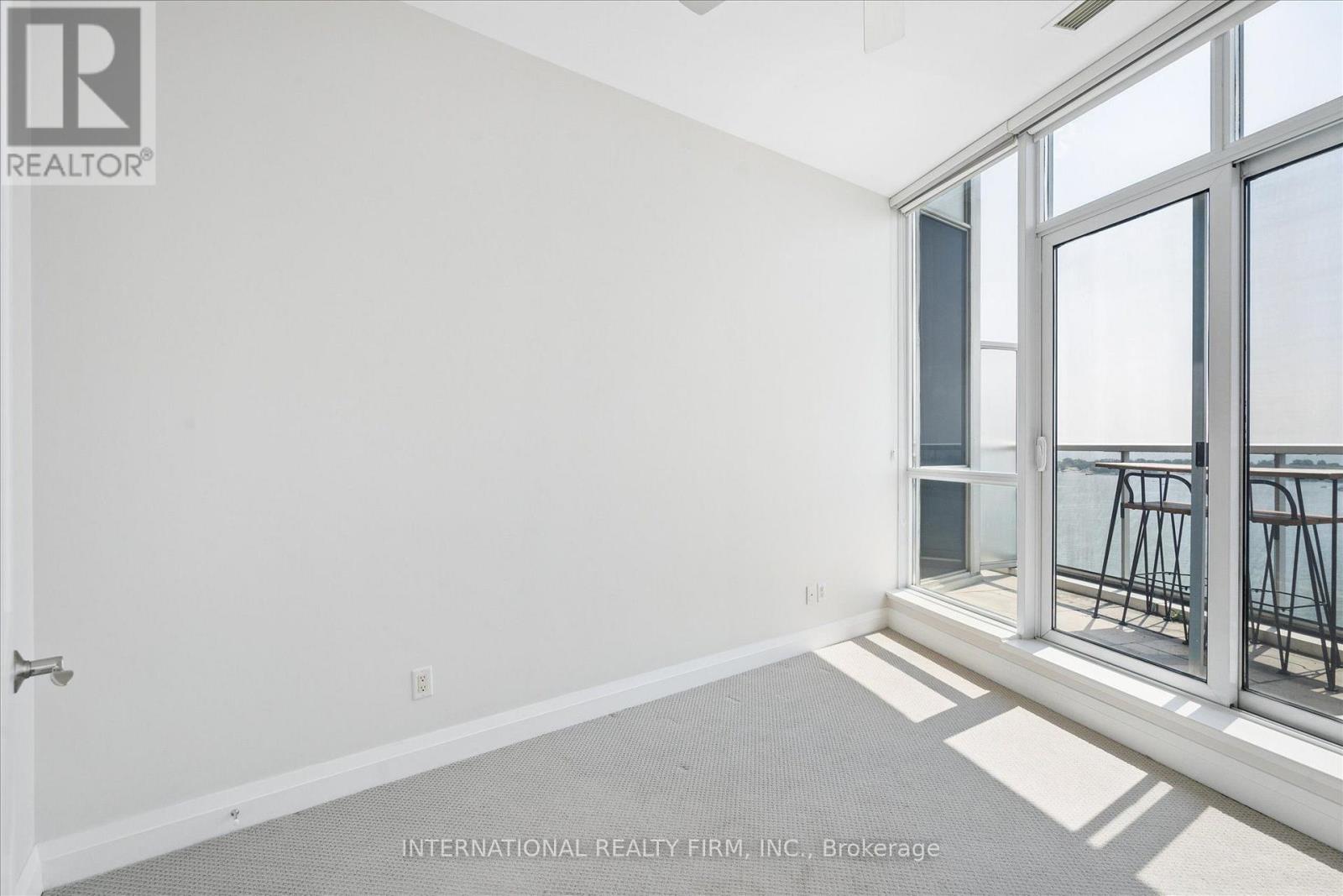 #PH4 218 QUEENS QUAY W - Image 30