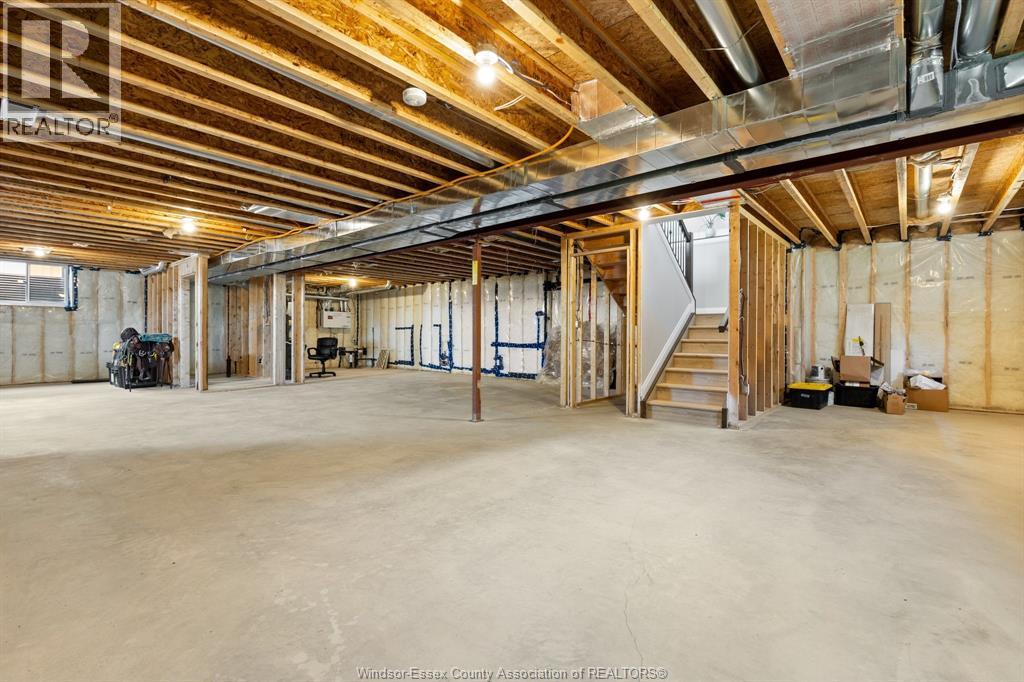 4422 BELMONT - Image 25