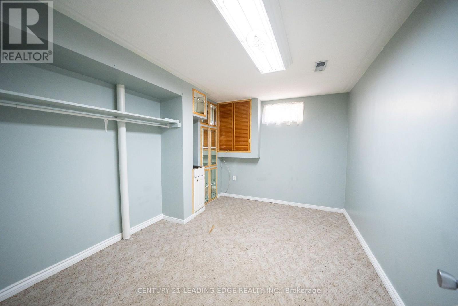 1595 DEERHURST COURT - Image 39