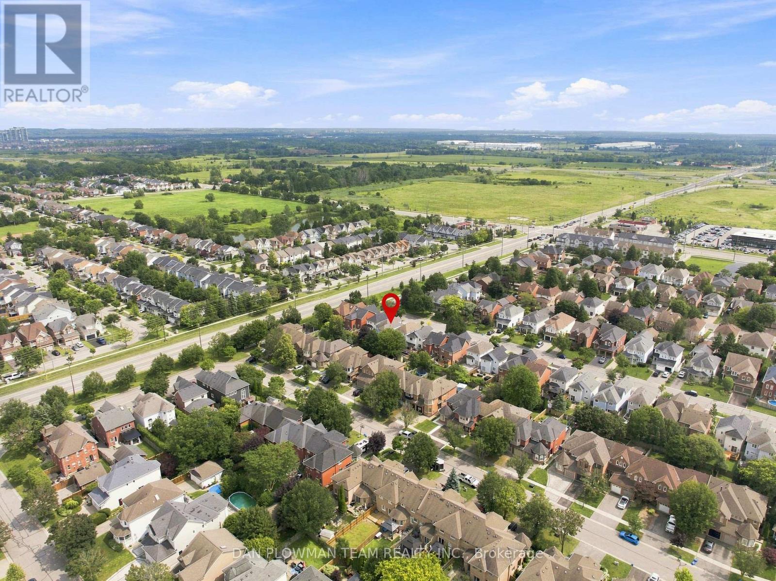 52 WELLS CRESCENT - 46