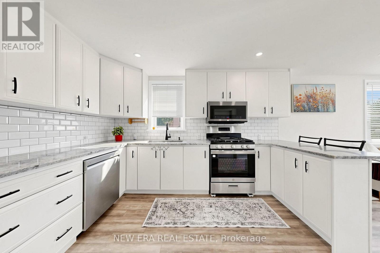 247 MURIEL STREET - 12