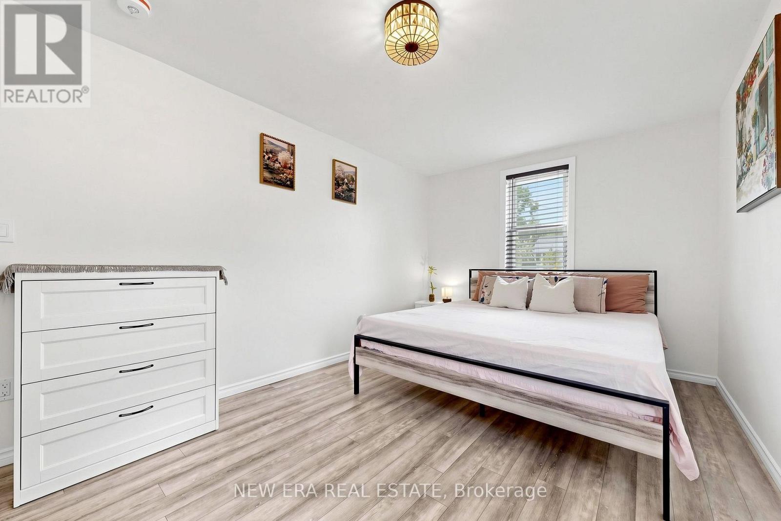 247 MURIEL STREET - 13