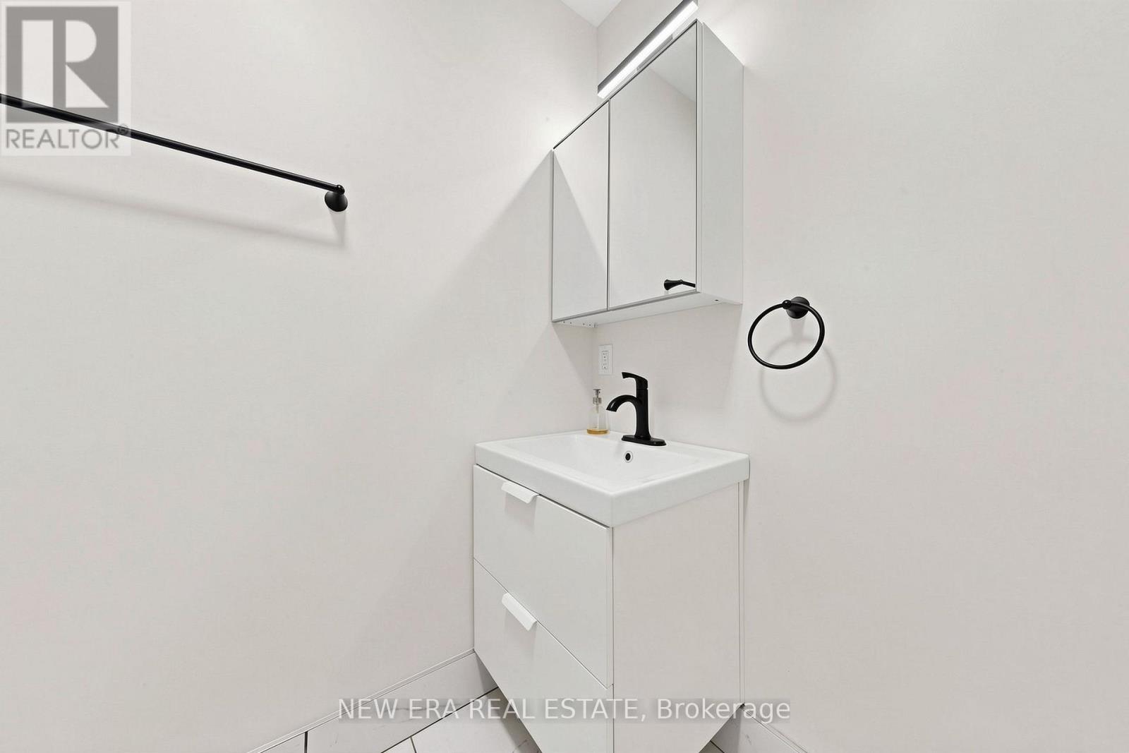 247 MURIEL STREET - 17