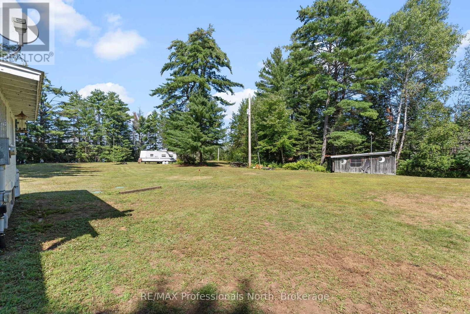 1014 LOG CABIN LANE - Image 30