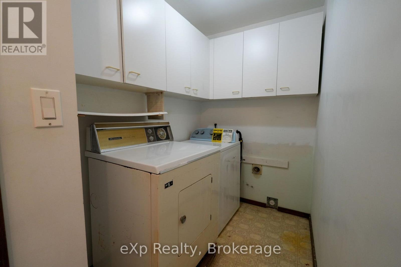 80 FRANCIS STREET - 32