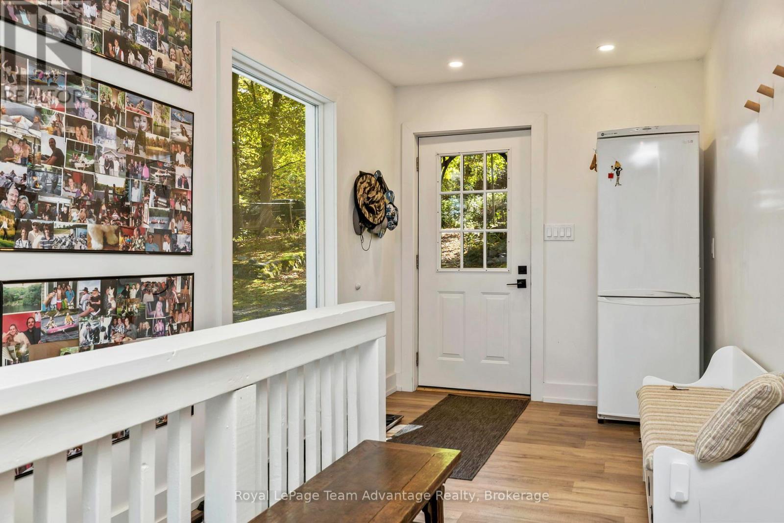 8 FIREFLY WAY - 3