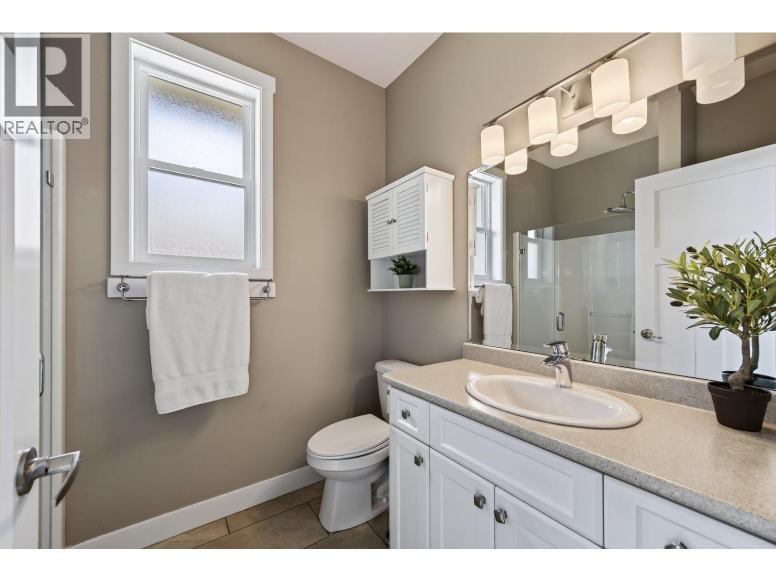 #142 1939 Coldwater Drive - 20