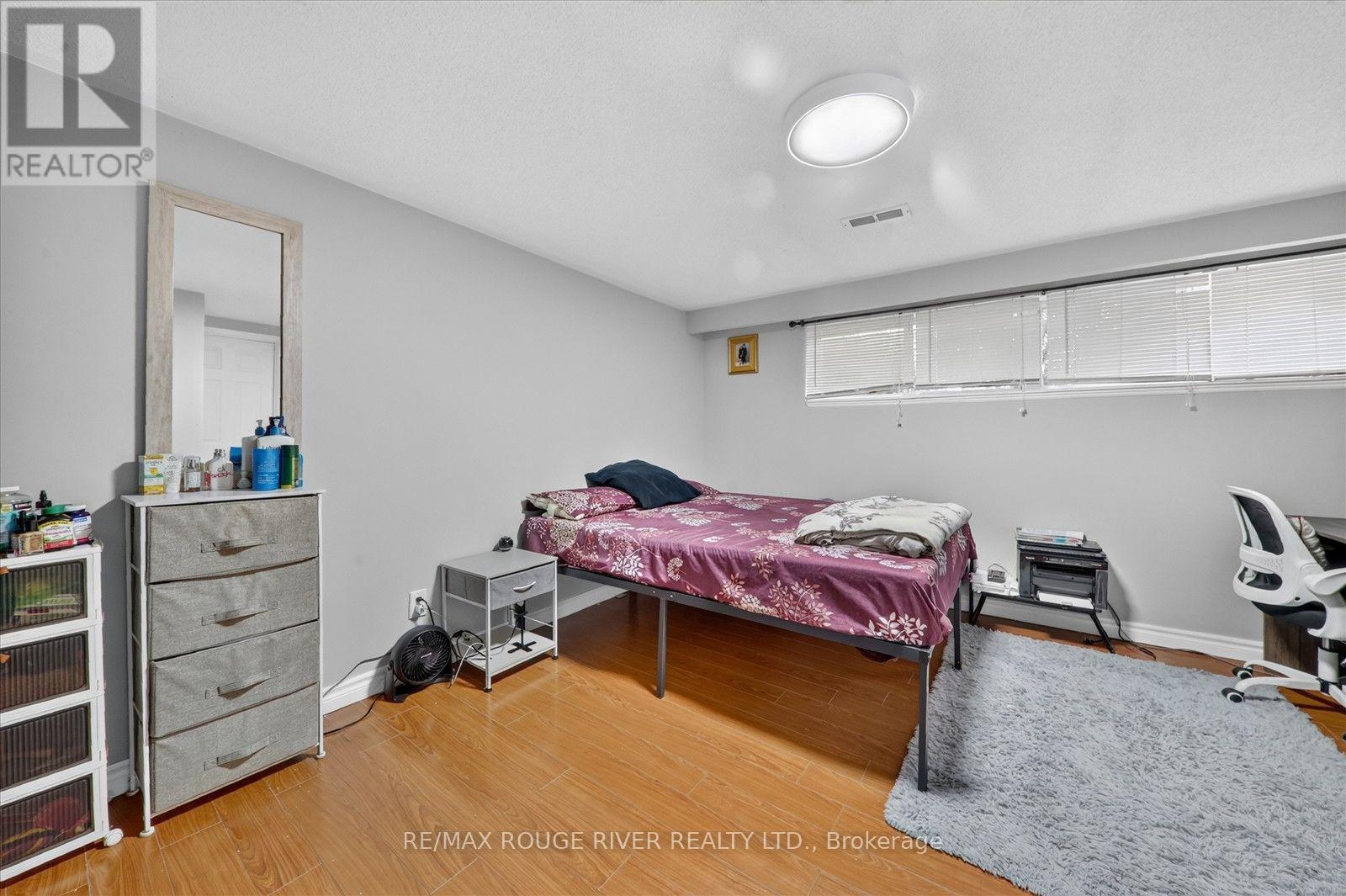30 SCARBORO AVENUE - Image 25
