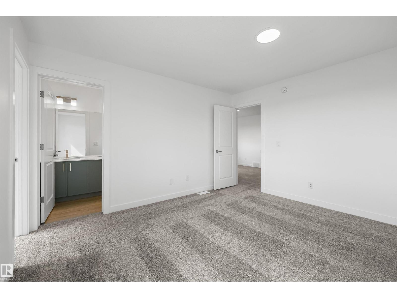 8616 183 AV NW - Image 38