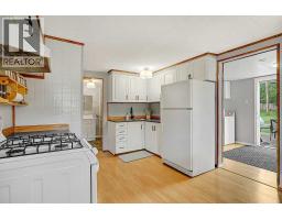 914 6 Avenue, Beaverlodge, AB T0H0C0 Photo 9