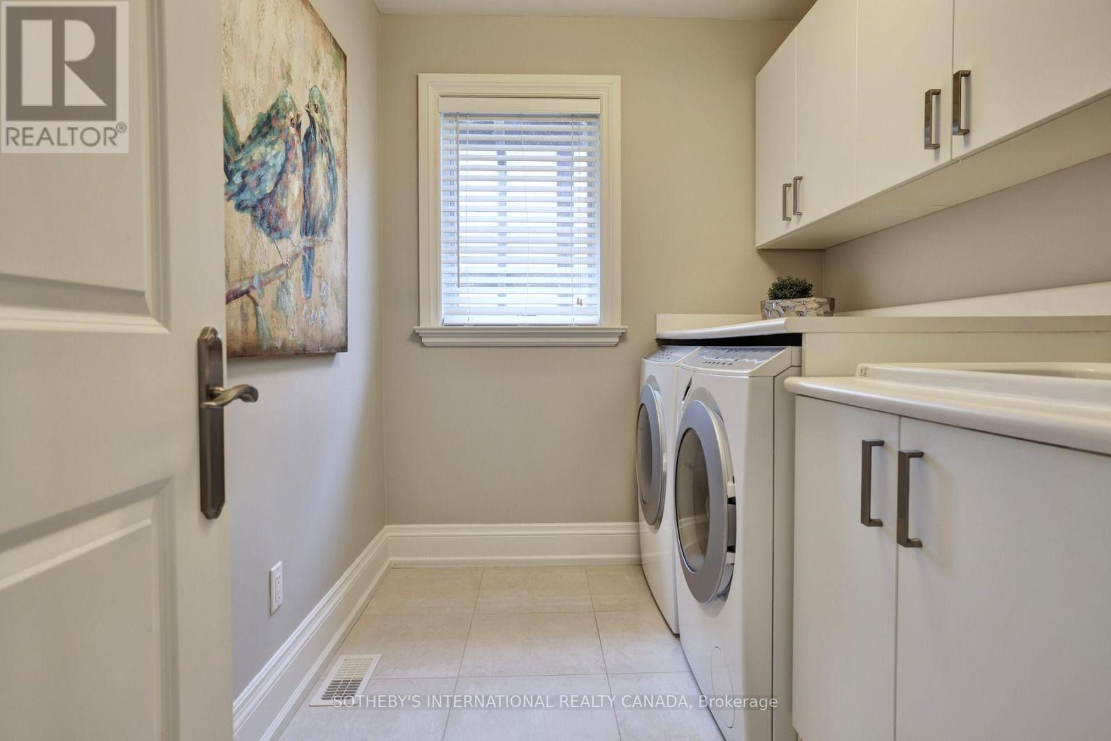32 OAKWOOD AVENUE S - 21